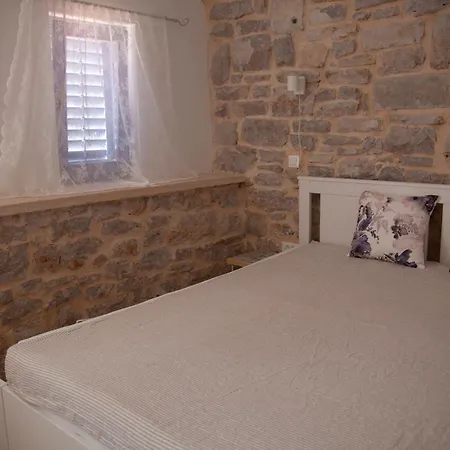 Salvia Apartment Stivan